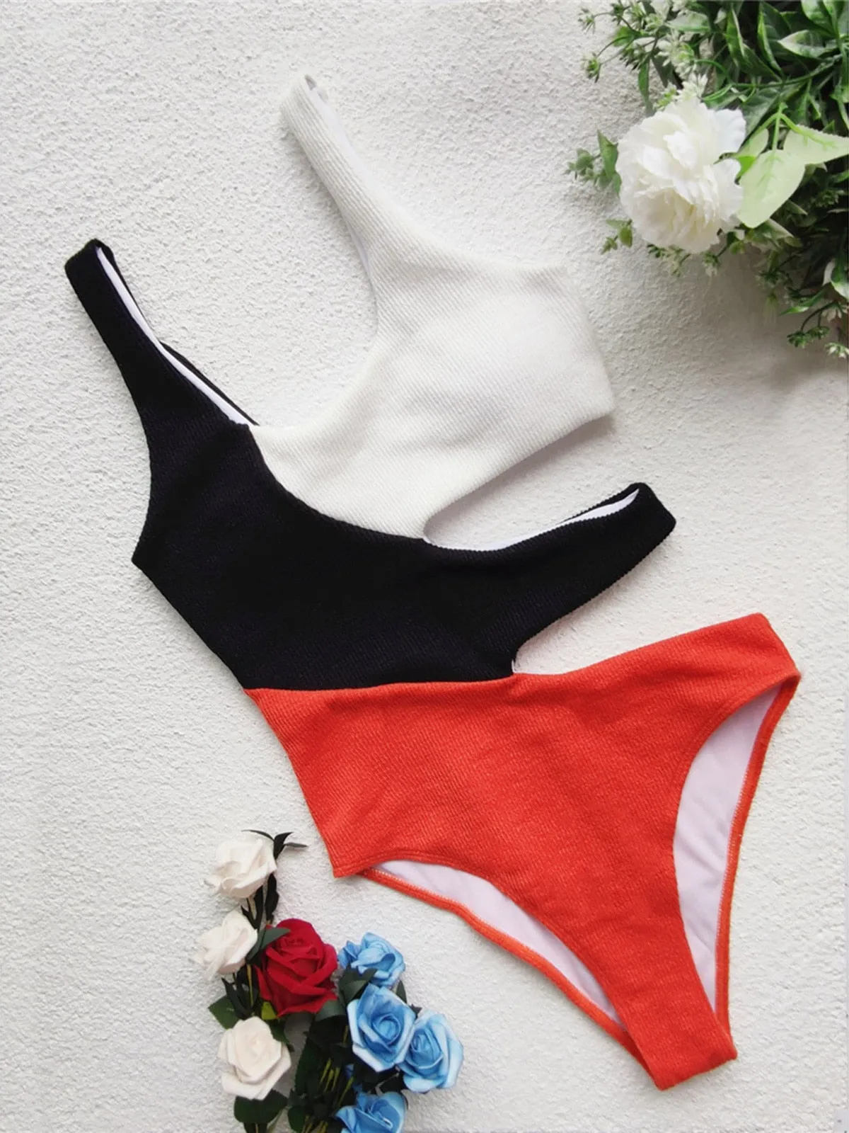 Sexy Splicing Asymmetric Women Swimwear One Piece Swimsuit Female Cut Out Padded Bather Bathing Suit Swim Lady V3284